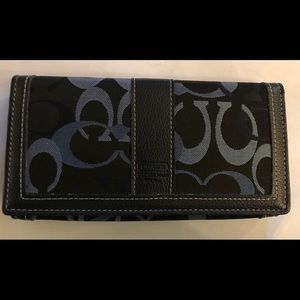 Coach Signature Wallet
